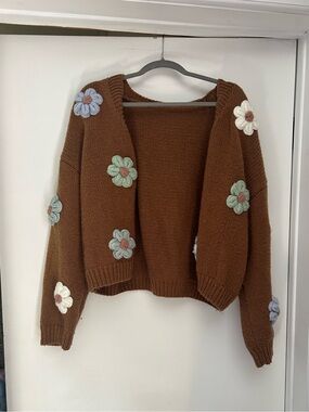 Knit V neck button flower cardigan - coffee